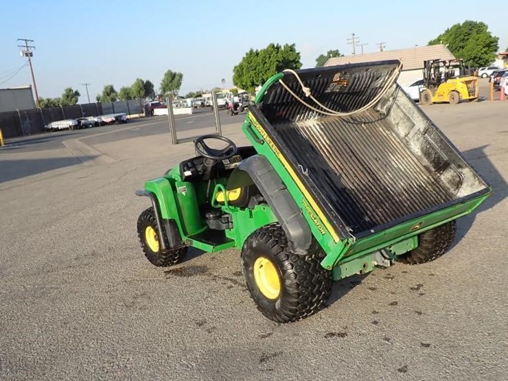 2012-john-deere-gator-image-4