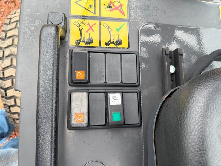case-sl12-tr-image-36