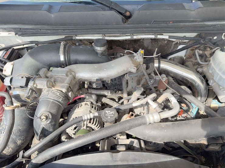 2011-chevrolet-2500hd-image-37
