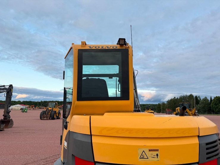 volvo-ecr88-image-23