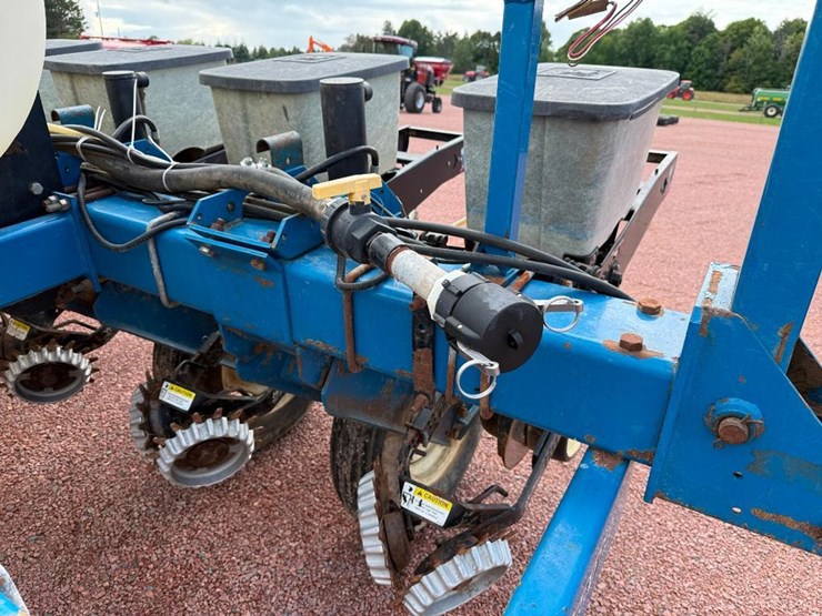 1999-kinze-2000-image-19