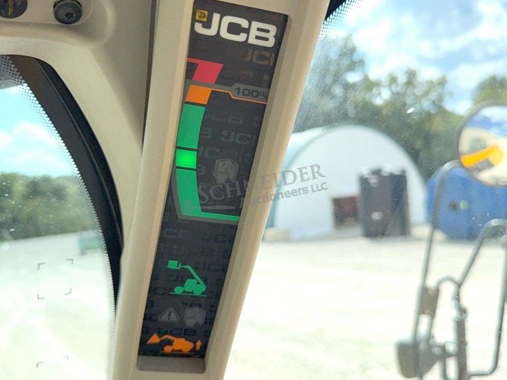 2019-jcb-540-140-image-62