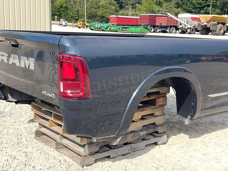 2025-dodge-2500-image-5