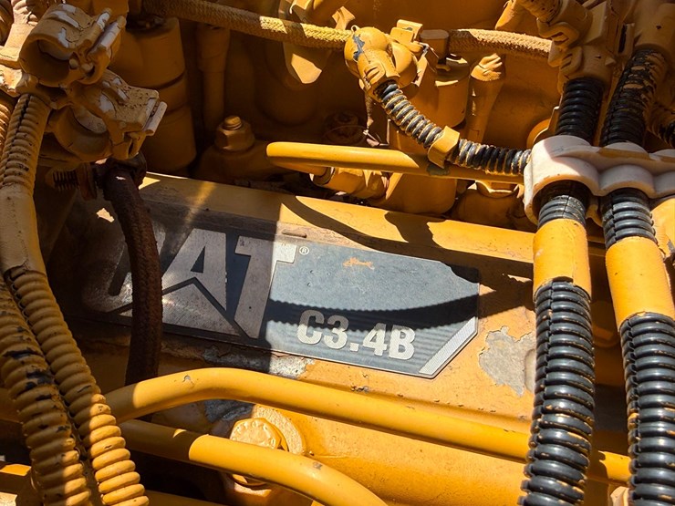 2016-caterpillar-313flgc-image-27