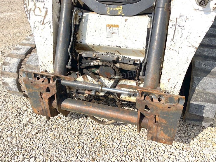 2019-bobcat-t870-image-9