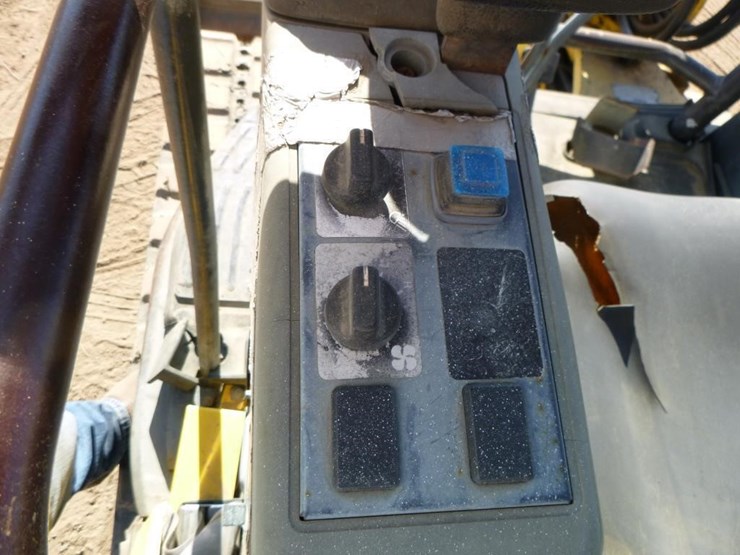 2003-kobelco-sk45sr-image-13