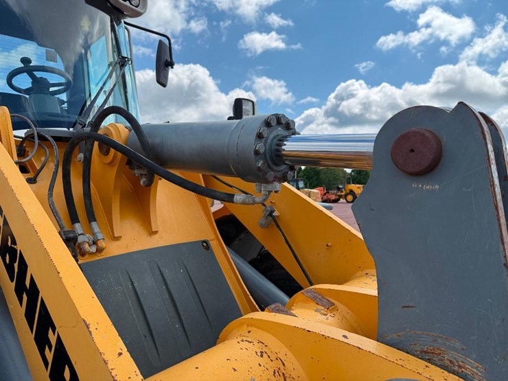 liebherr-l546-image-33