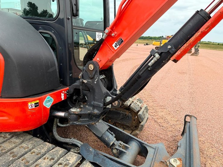 kubota-u55-4-image-34