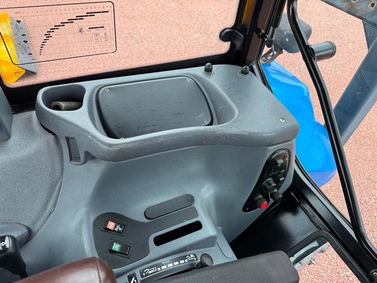 new-holland-ts110-image-63