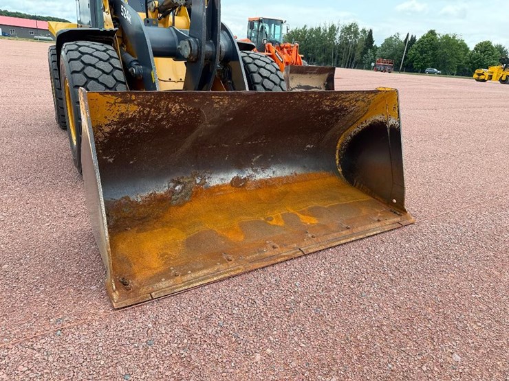 deere-524k-image-37