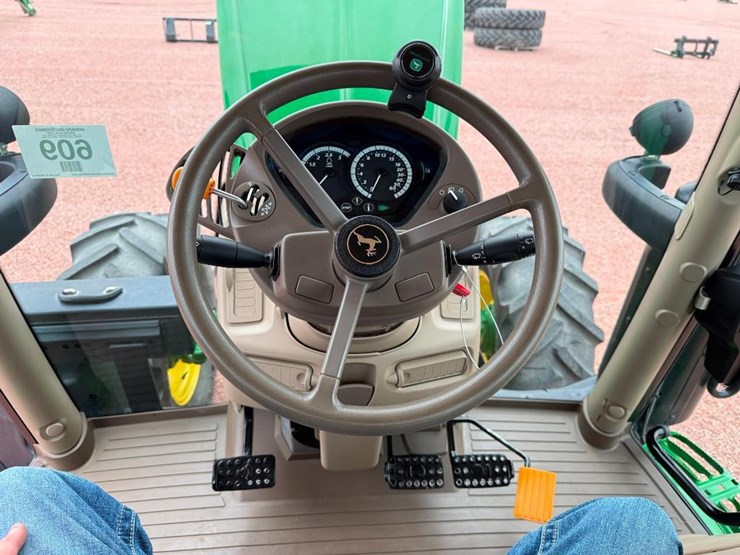 john-deere-6120r-image-57