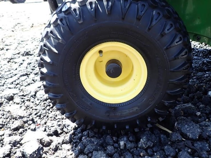 2012-john-deere-gator-image-5