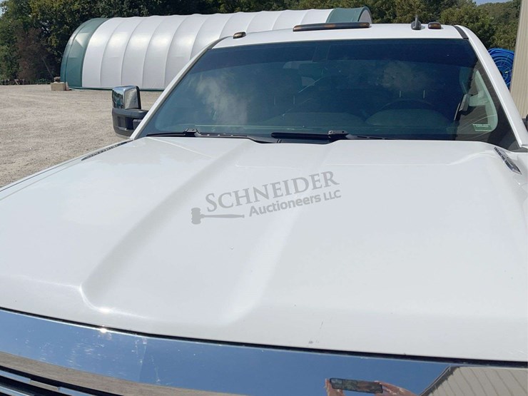 2015-chevrolet-2500hd-image-11