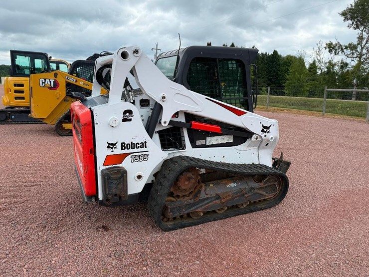 bobcat-t595-image-4