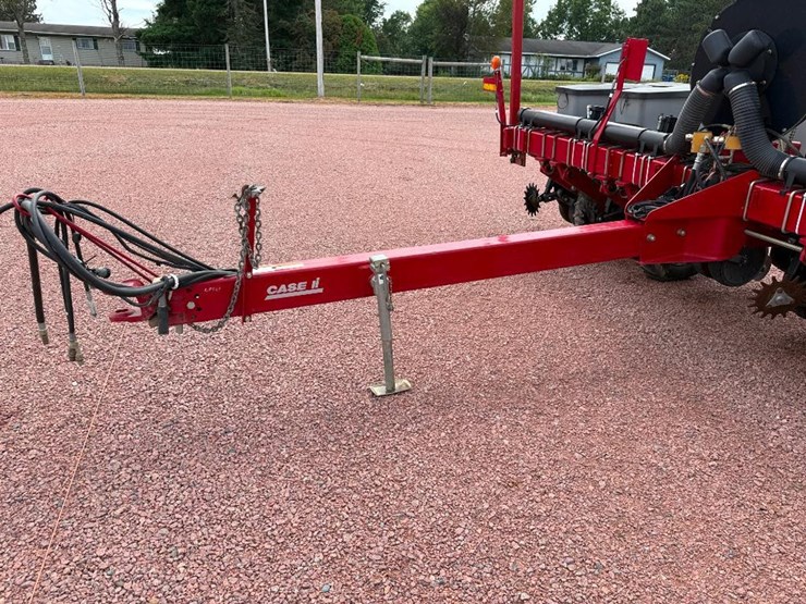 case-ih-1200-image-12