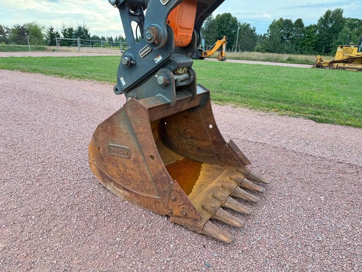 2016-doosan-dx225-lc-5-image-37