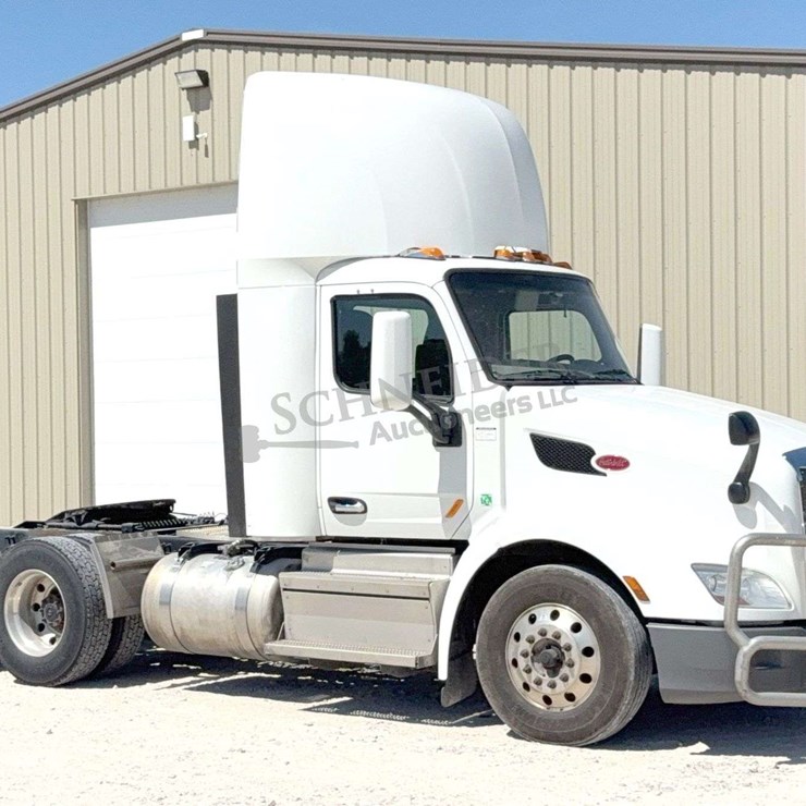 2020 PETERBILT 579