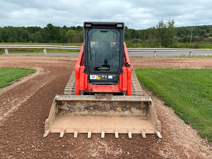 kubota-svl97-2-image-2
