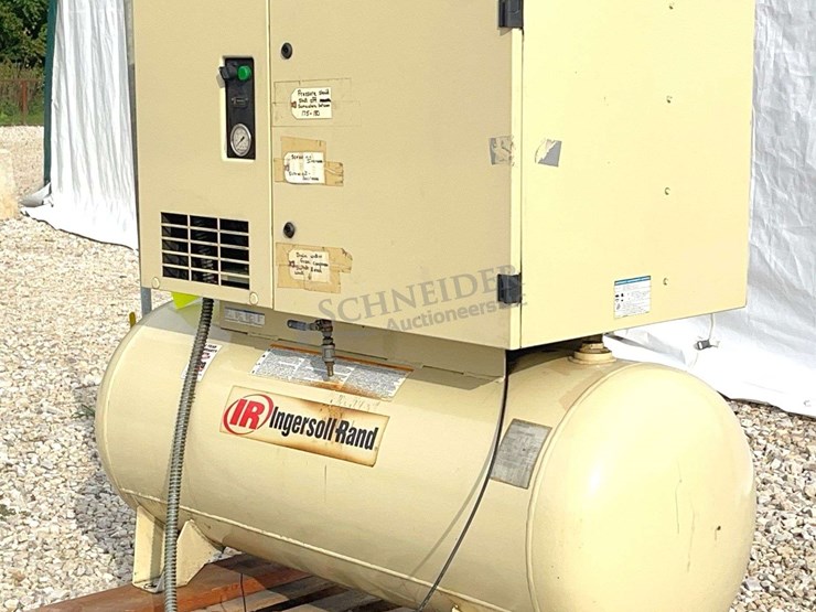 ingersoll-rand-120-gallon-air-compressor-image-2
