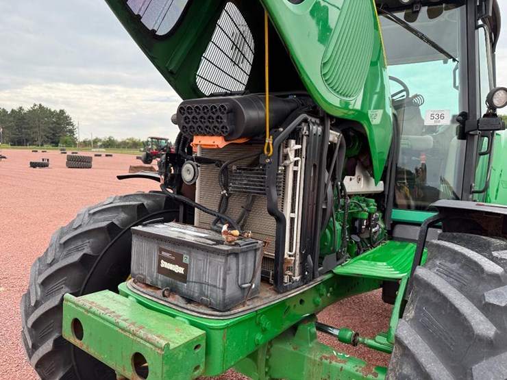 john-deere-7220-image-33