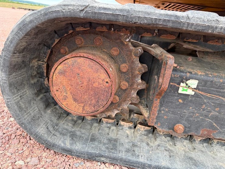 caterpillar-305e2-cr-image-11