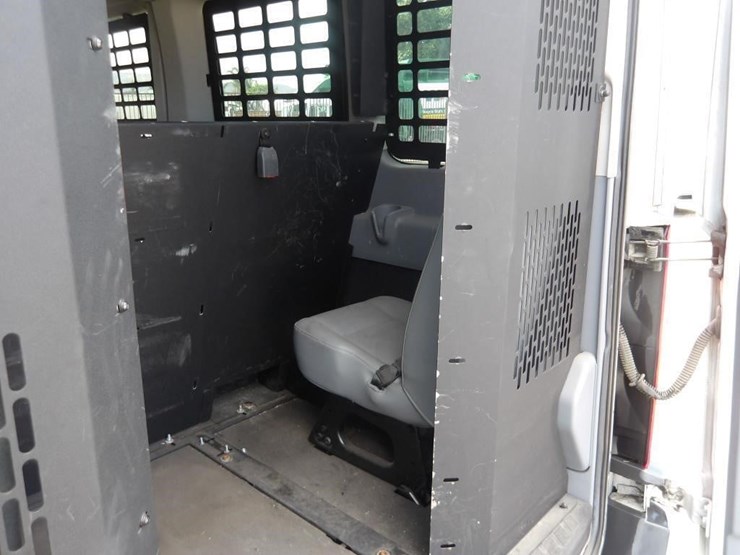 2017-ford-transit-image-14