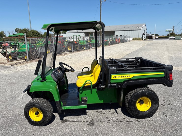 john-deere-gator-image-1