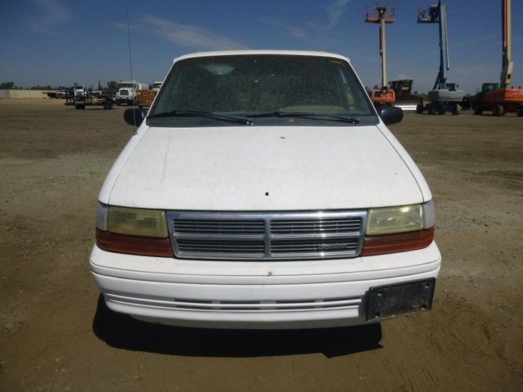 1993-dodge-caravan-image-12