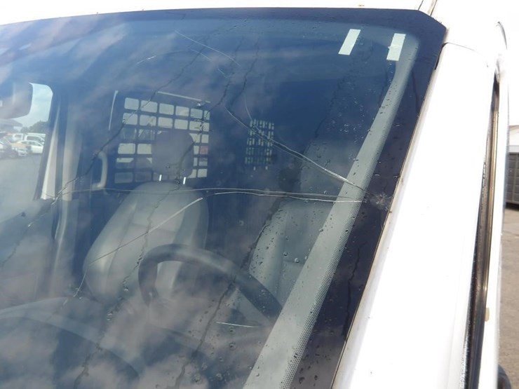2017-ford-transit-image-6