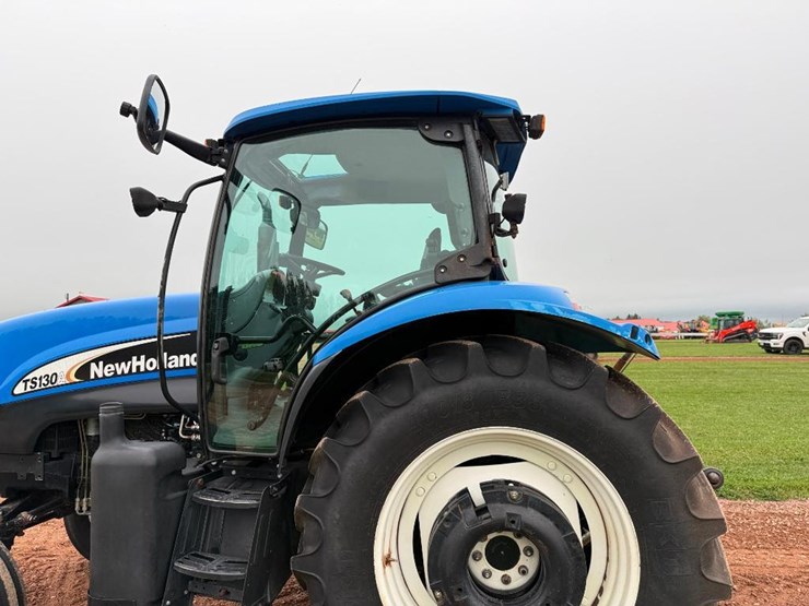 new-holland-ts130a-image-26