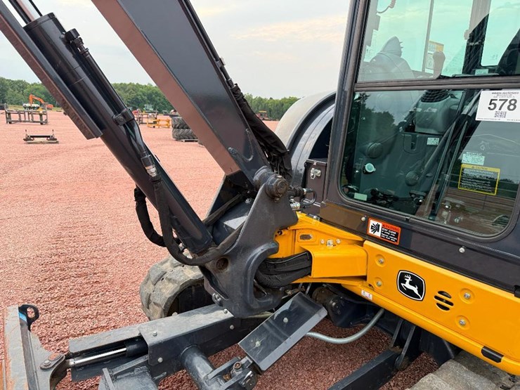2023-deere-50g-image-28