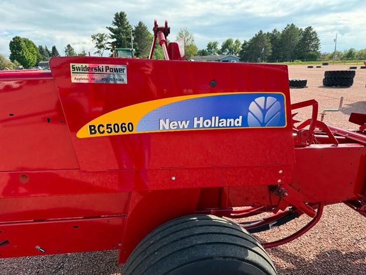 2013-new-holland-bc5060-image-8