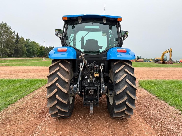 new-holland-ts130a-image-5