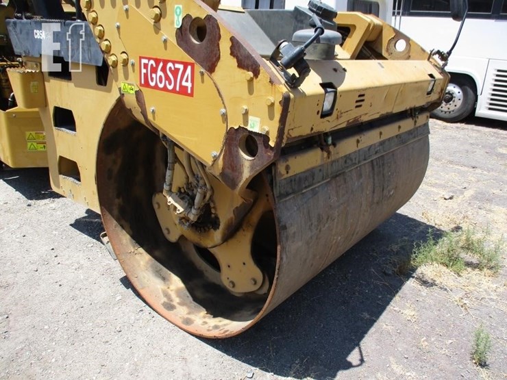 2012-caterpillar-cb54-image-14