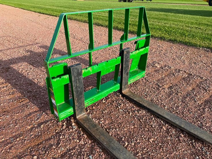 john-deere-200-image-7