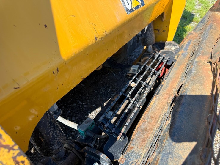 2019-caterpillar-259d-image-8