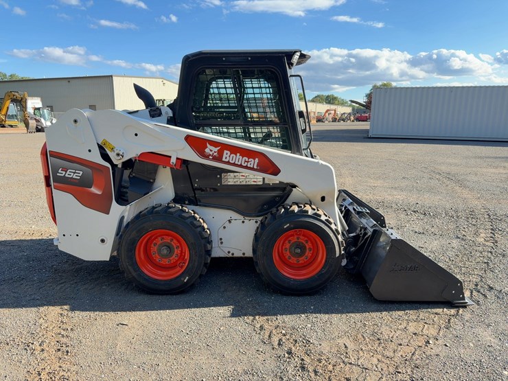 2021-bobcat-s62-image-6