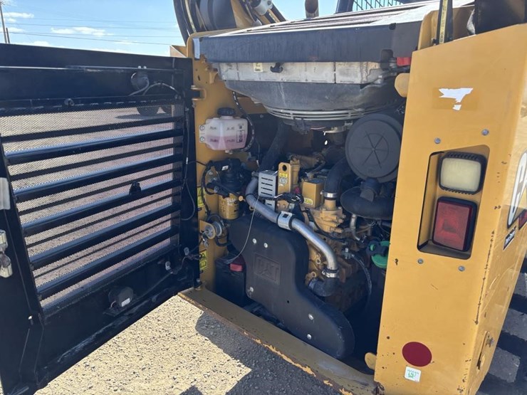 2020-caterpillar-289d3-image-35