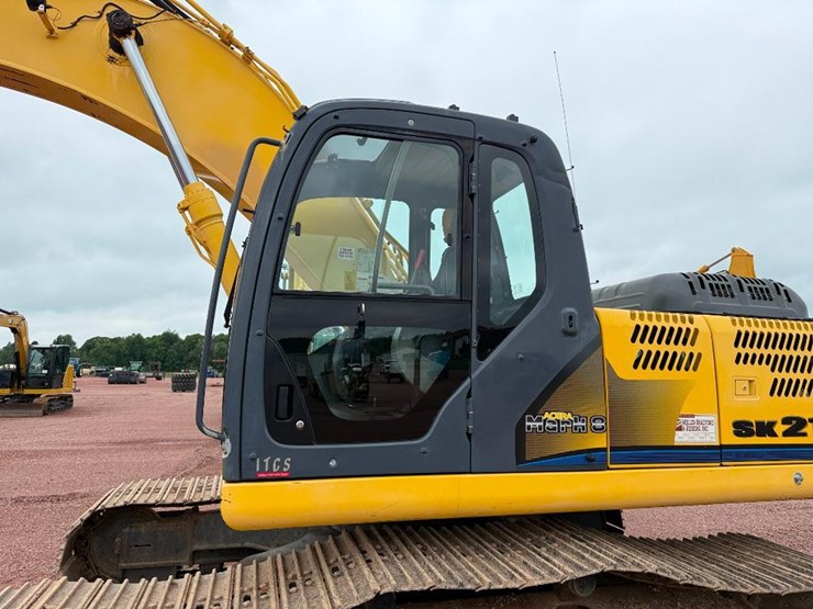 kobelco-sk210-lc-8-image-13