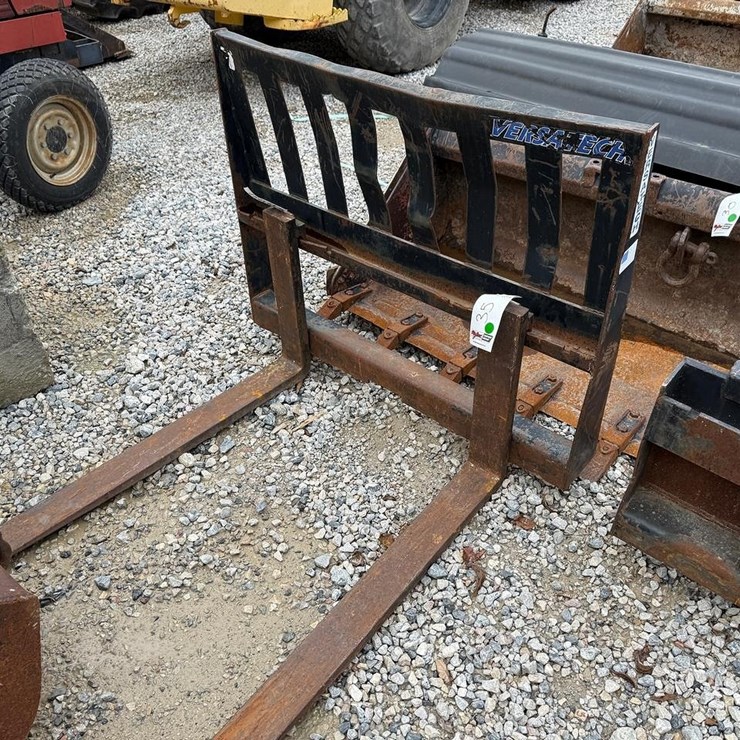 Versatech 42" Skid Steer Pallet Fork