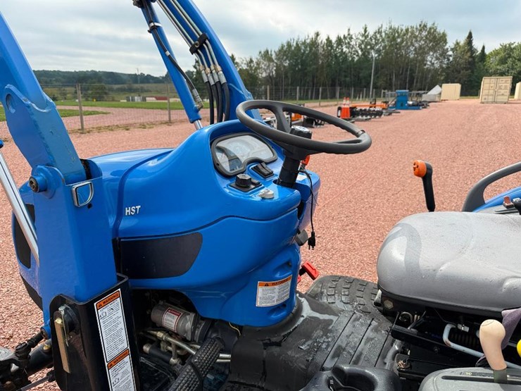 new-holland-tc35da-image-42