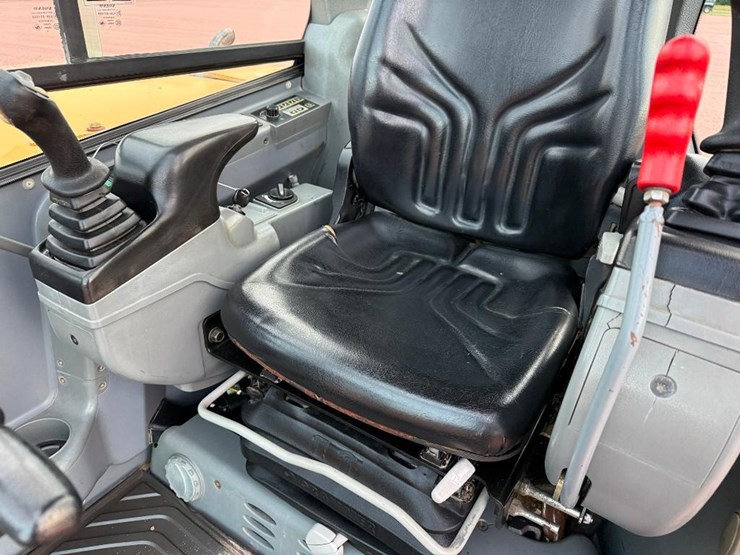 volvo-ecr88-image-52