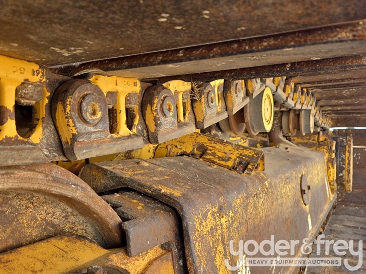 2022-komatsu-d61pxi-24-image-7