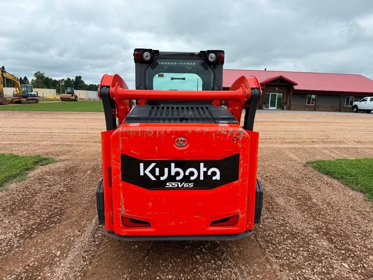 2023-kubota-ssv65-image-5