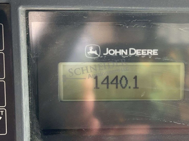 2020-deere-331g-image-32