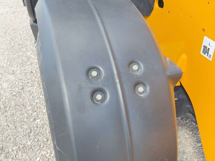 2019-jcb-540-140-image-68