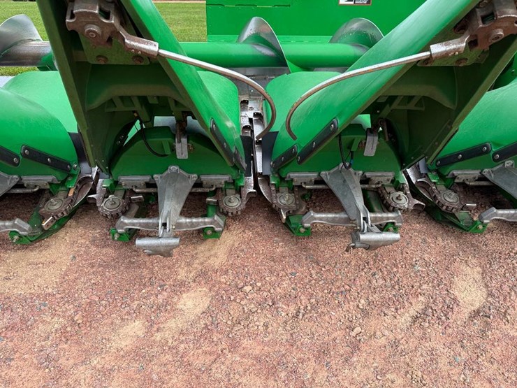 john-deere-608c-stalkmaster-image-30