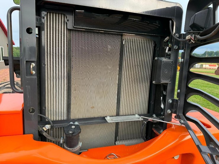 hitachi-zw100-6-image-43