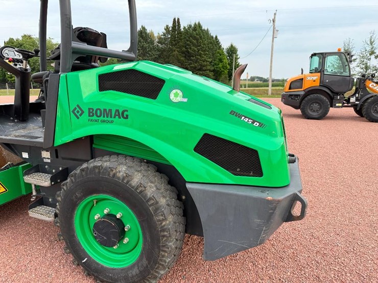 2019-bomag-bw145d-5-image-14