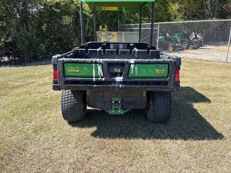 john-deere-gator-image-13